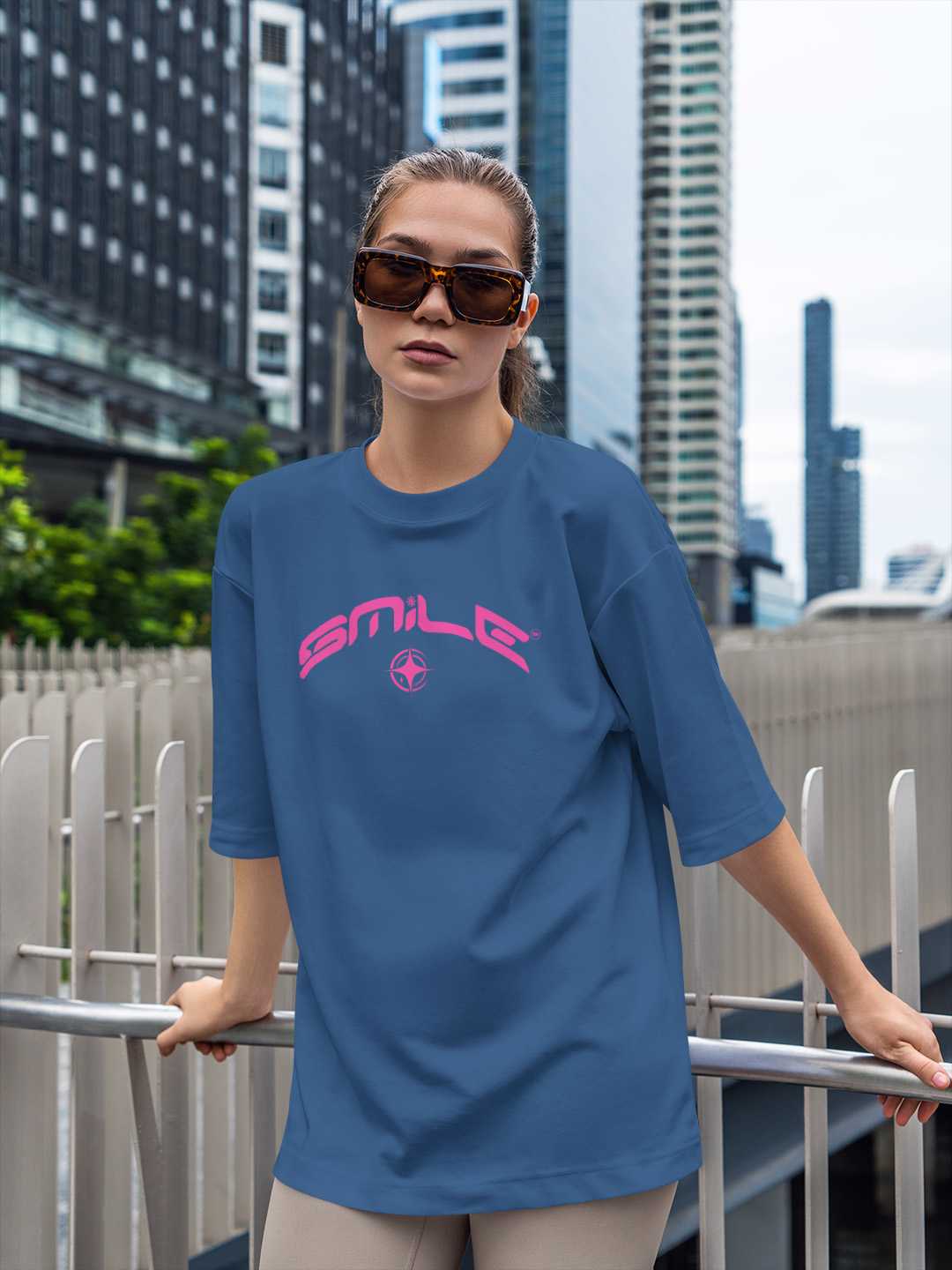 Smile Oversized Tee