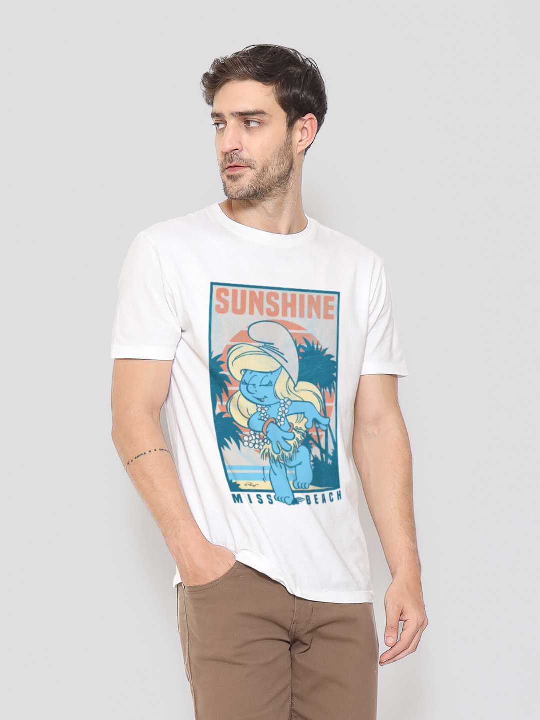 Miss Beach Unisex Regular Tee