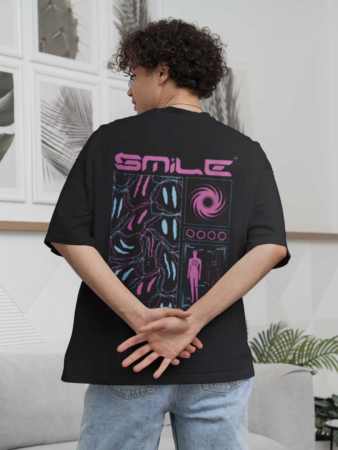 Smile Oversized Tee
