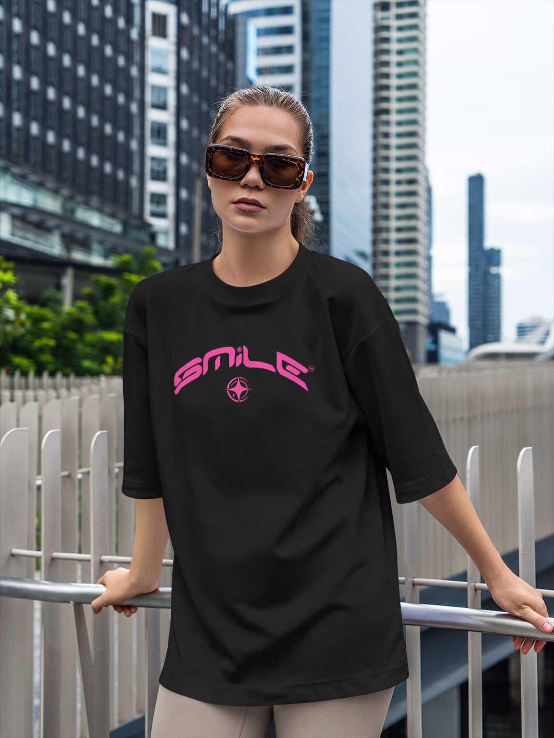 Smile Oversized Tee
